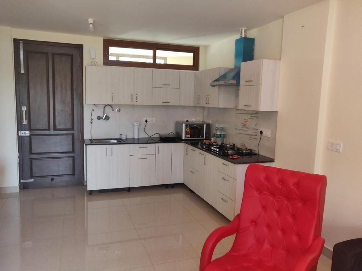 2Bhk Furnished Apartment/Near Kasauli/Barog/Luv Fun & Adventure Solan Ngoại thất bức ảnh